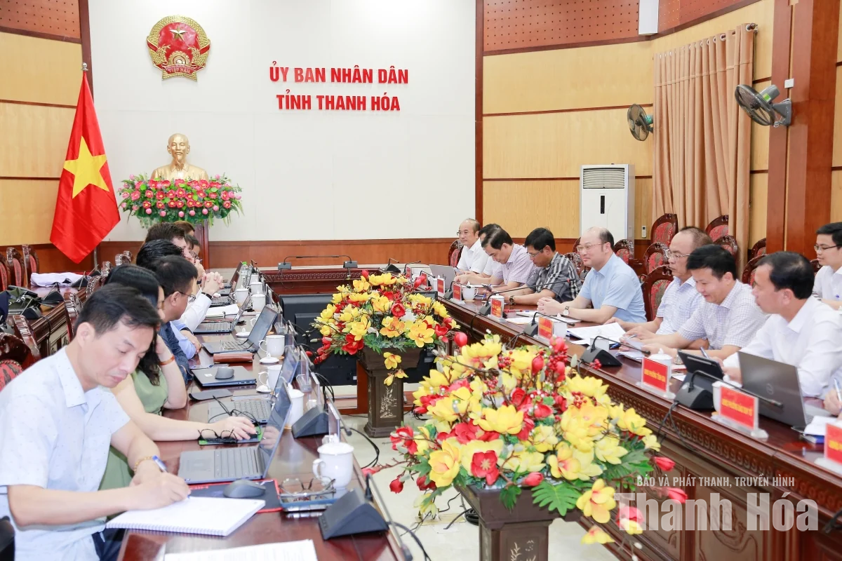 Phó Chủ tịch UBND tỉnh Cao Văn Cường làm việc với đoàn công tác Ngân hàng Thế giới