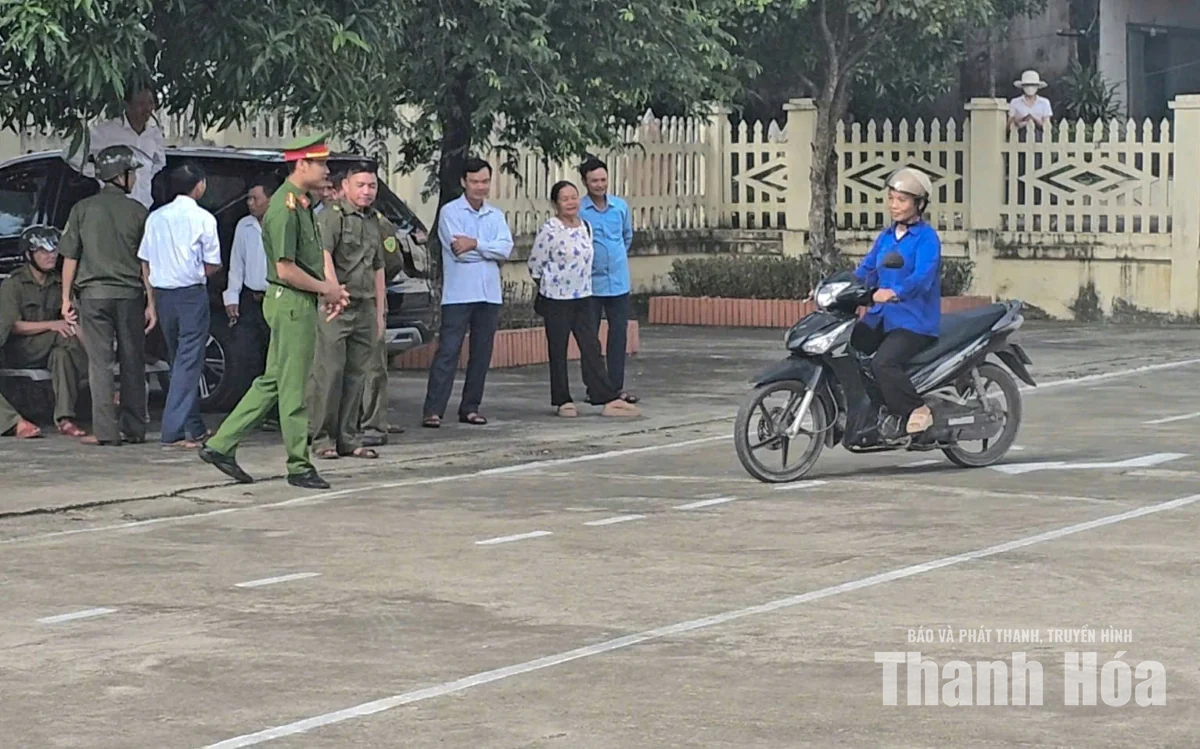 Đào tạo kỹ năng lái xe mô tô, xe gắn máy an toàn cho người dân