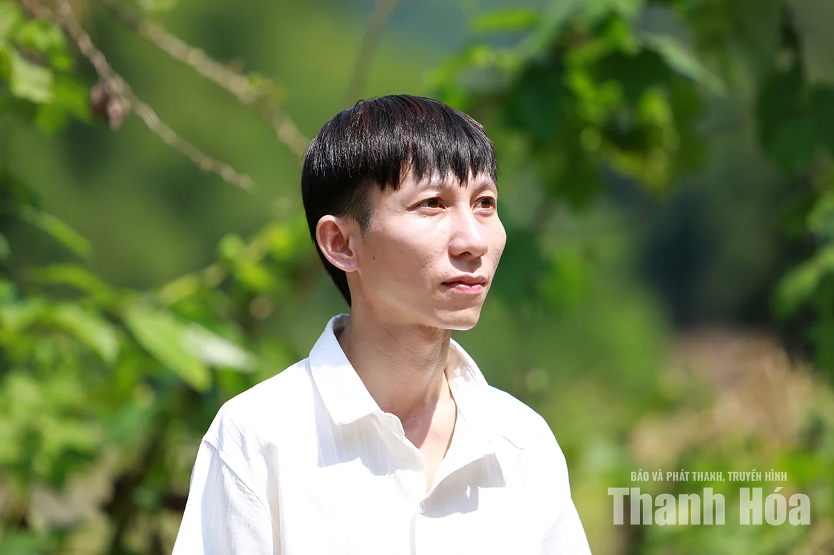 Đảng trao niềm tin, cán bộ trẻ dựng xây bản làng (Bài 1): Cử nhân trẻ chọn về bản cống hiến