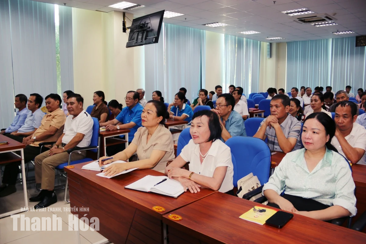 Bồi dưỡng nghiệp vụ cho trưởng ban, phó trưởng ban công tác Mặt trận khu dân cư