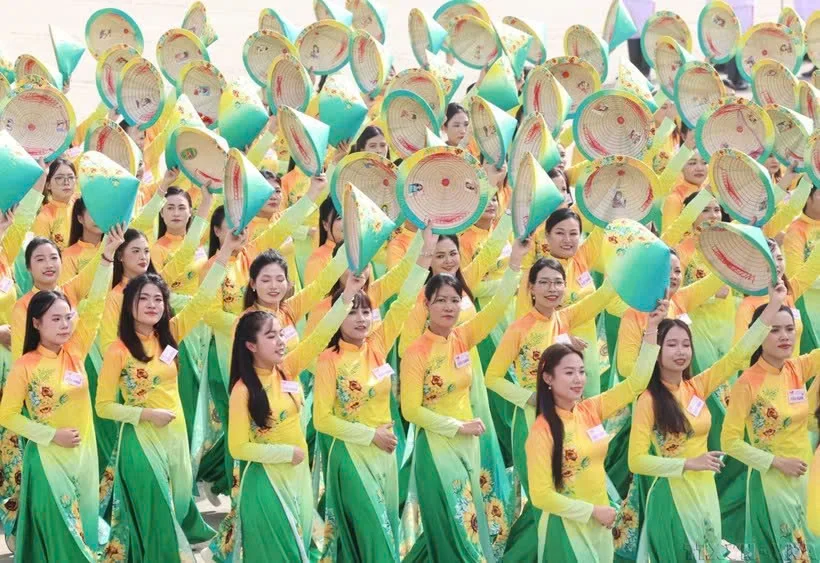 Phụ nữ Việt Nam phát huy truyền thống, khẳng định vị thế trong kỷ nguyên mới