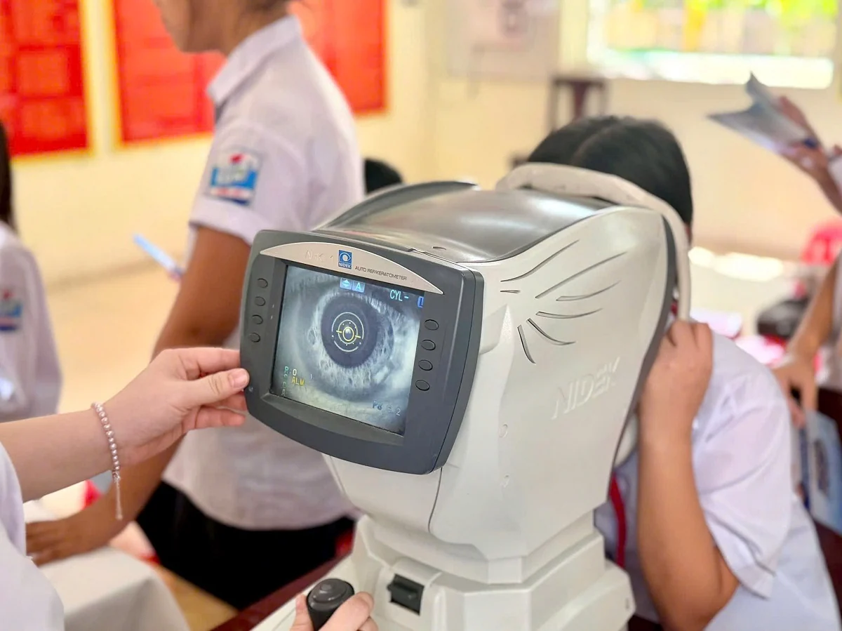Nâng cao kiến thức chăm sóc sức khỏe đôi mắt cho trẻ