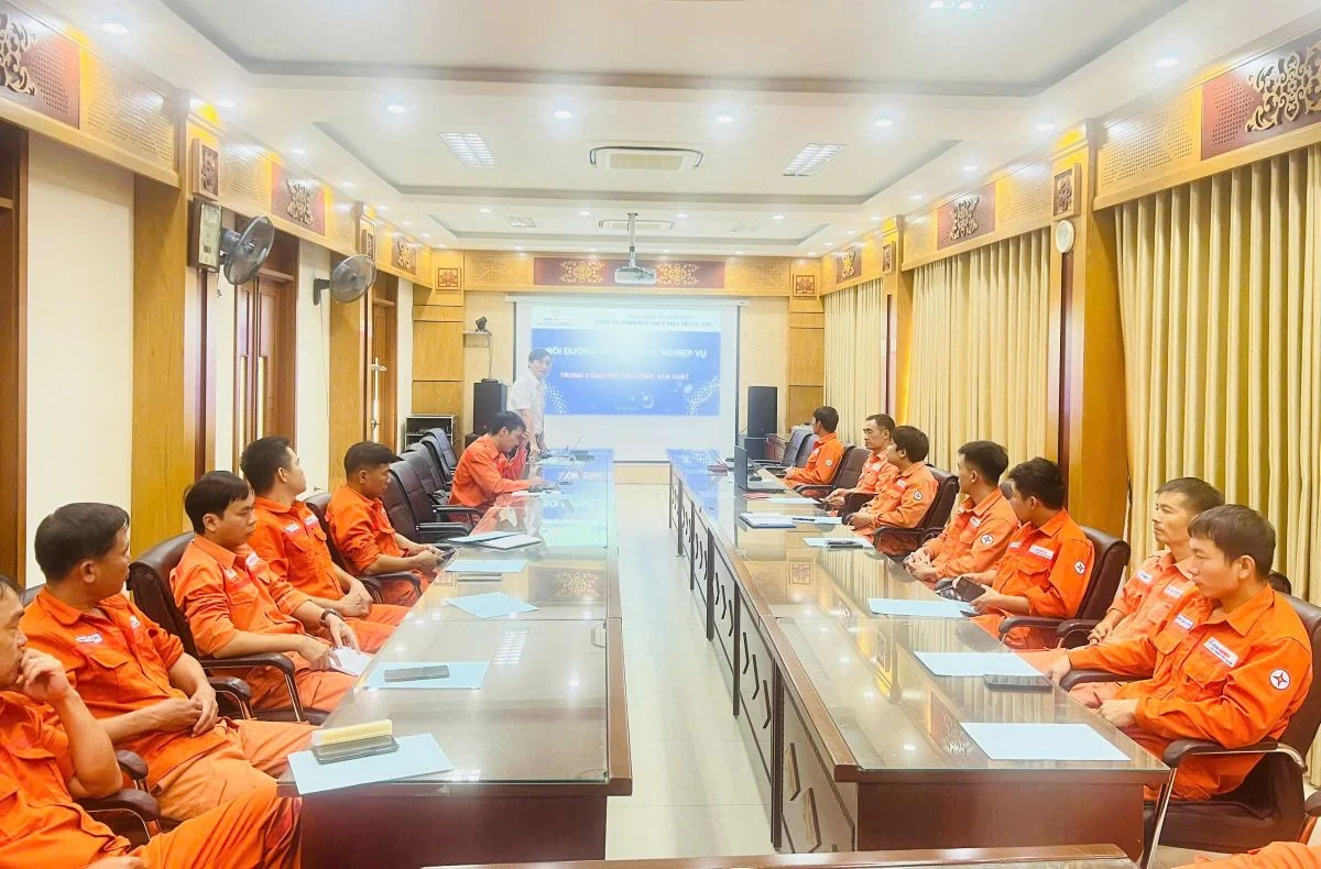 Chú trọng bồi dưỡng chuyên môn vận hành, bảo dưỡng tại Nhà máy thủy điện Trung Sơn
