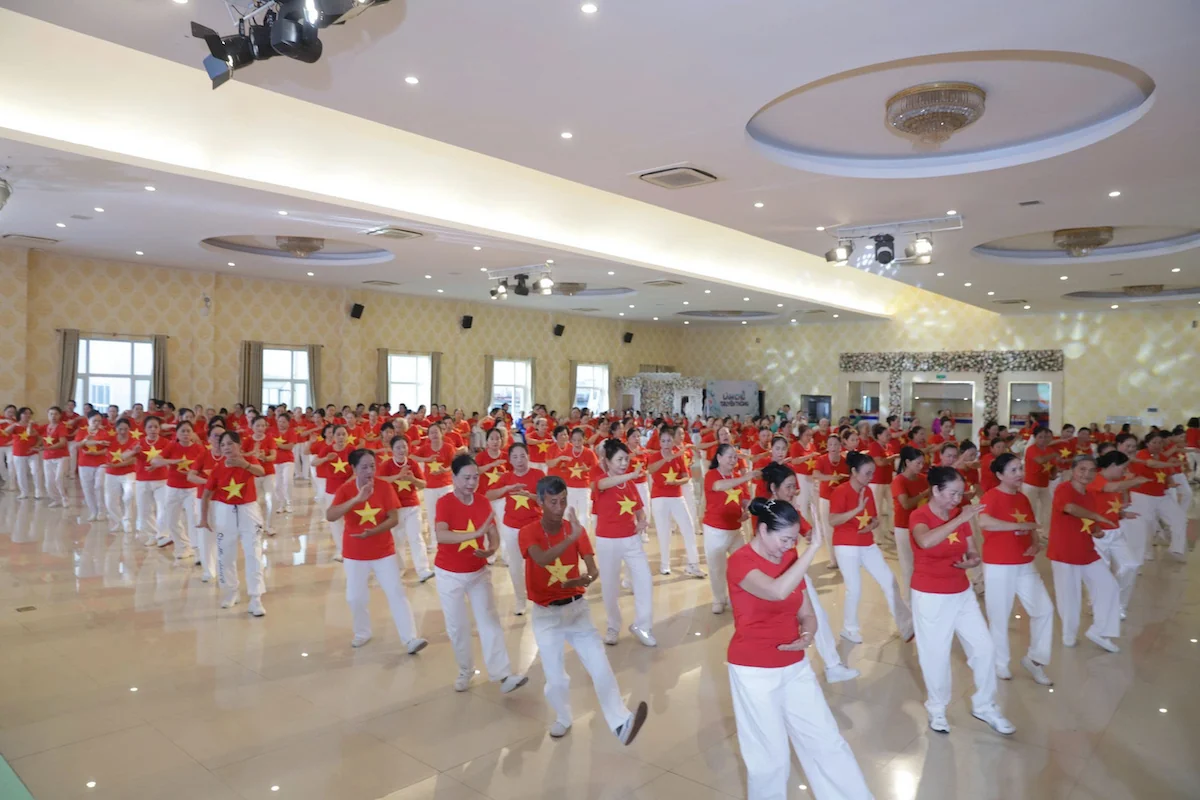 Cộng đồng chung tay chăm sóc tích hợp người cao tuổi trong xu thế già hóa dân số