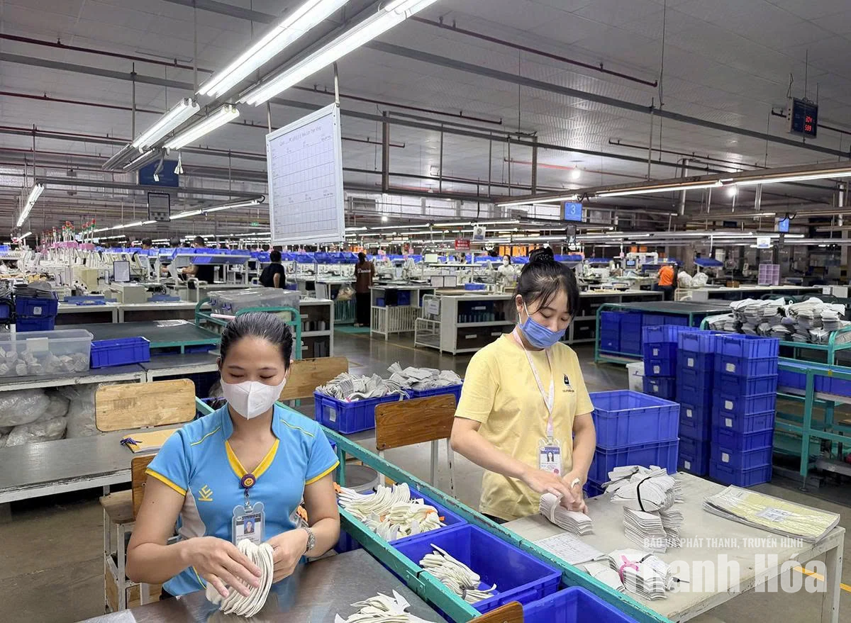 Điểm tựa của người lao động trong doanh nghiệp FDI
