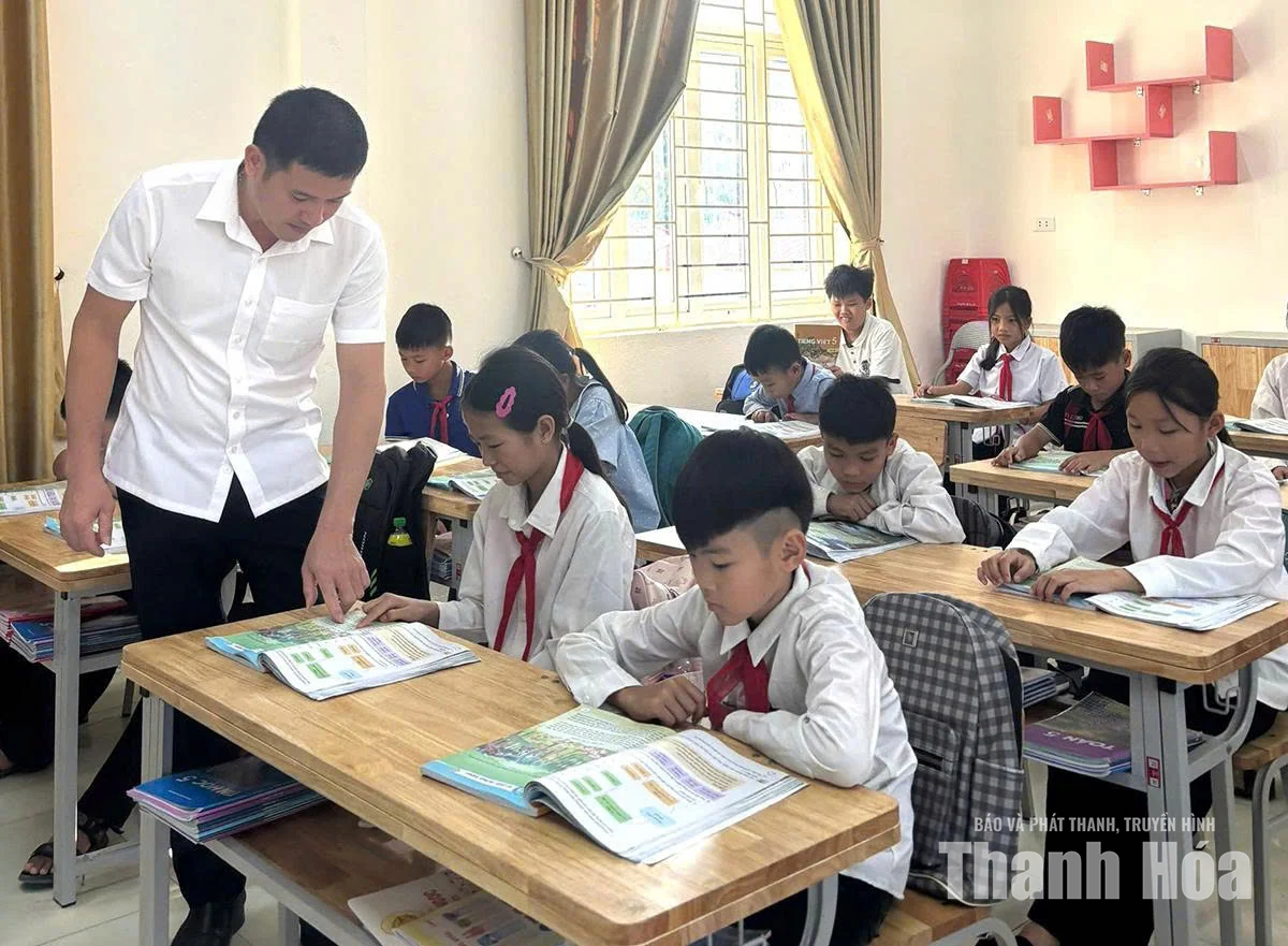 Nhịp học mới ở trường nội trú vùng biên