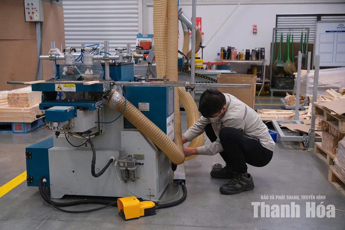 Áp lực thu ngân sách từ hoạt động&nbsp;sản xuất, kinh doanh cuối năm