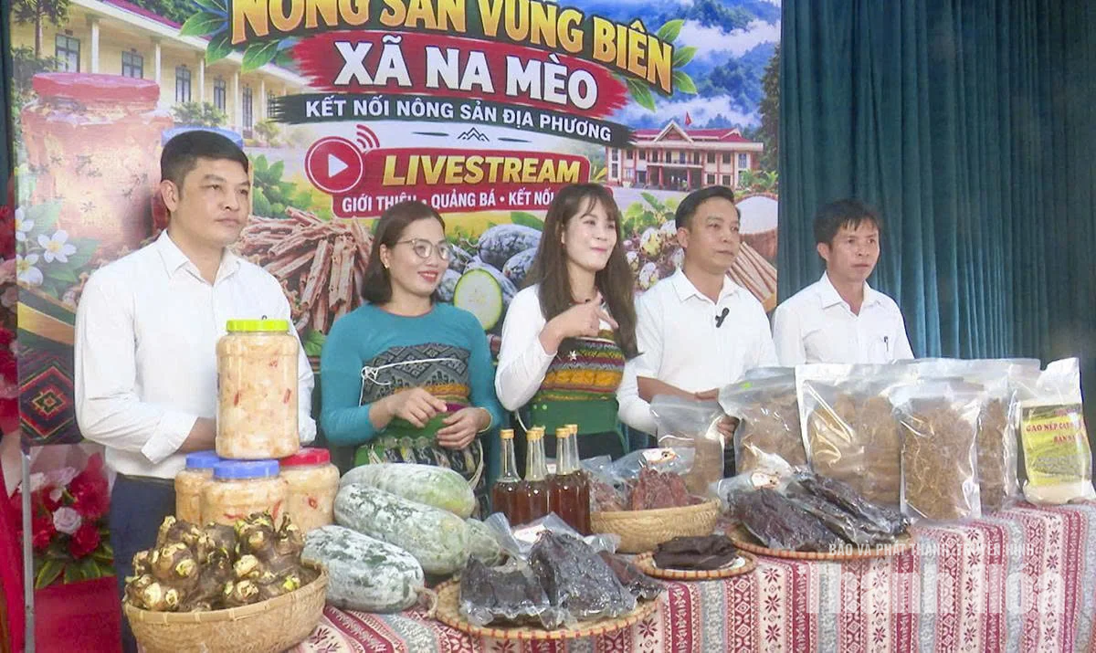 Sôi nổi những phiên chợ số
