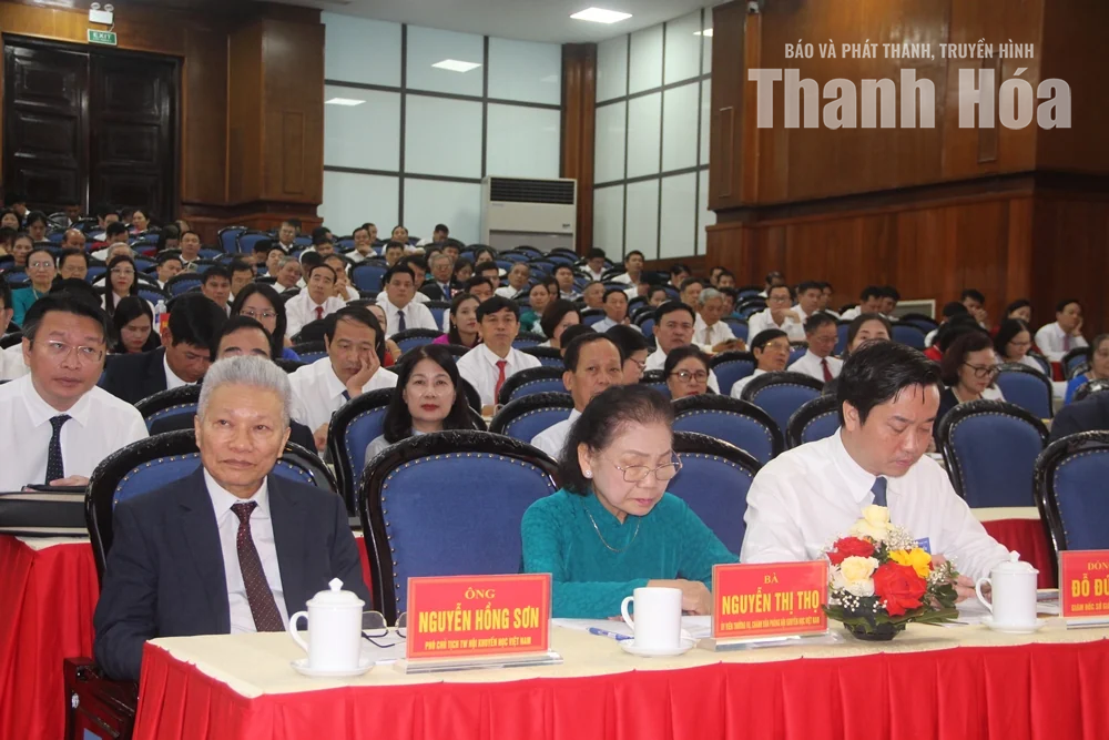 Tiếp tục đẩy mạnh phong trào khuyến học, khuyến tài, xây dựng xã hội học tập