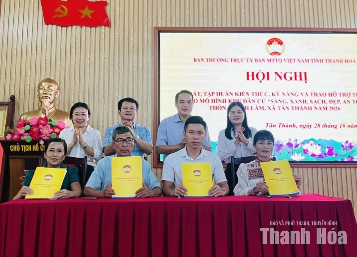 Ra mắt mô hình “Khu dân cư sáng, xanh, sạch, đẹp, an toàn” tại xã Tân Thành
