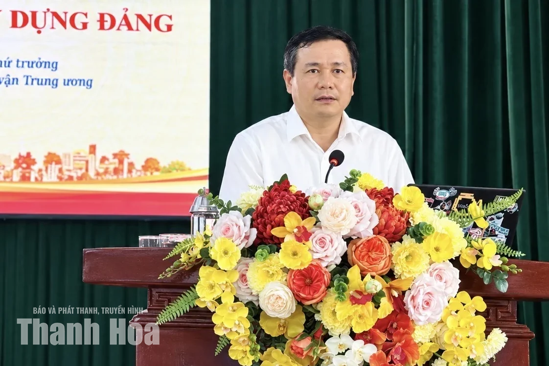 Xã Quảng Ninh quán triệt, triển khai các nghị quyết, chỉ thị của Đảng
