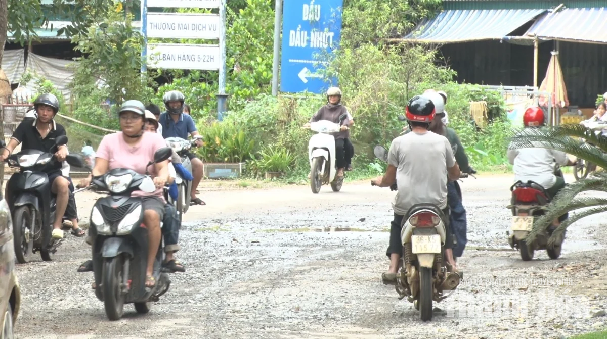 Nguy cơ tai nạn do đường xuống cấp