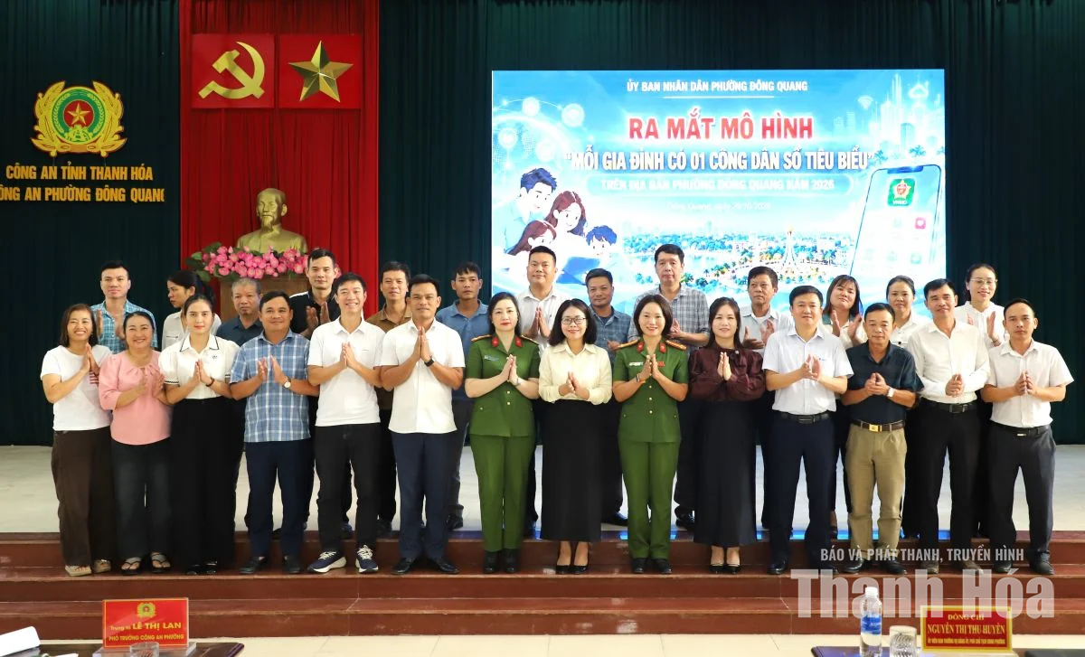 Phường Đông Quang ra mắt mô hình “Mỗi gia đình có 1 công dân số”
