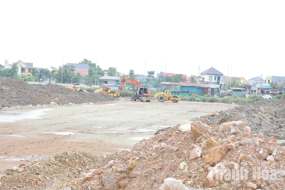Tập trung nhân lực, thiết bị thi công các dự án đầu tư công trọng điểm