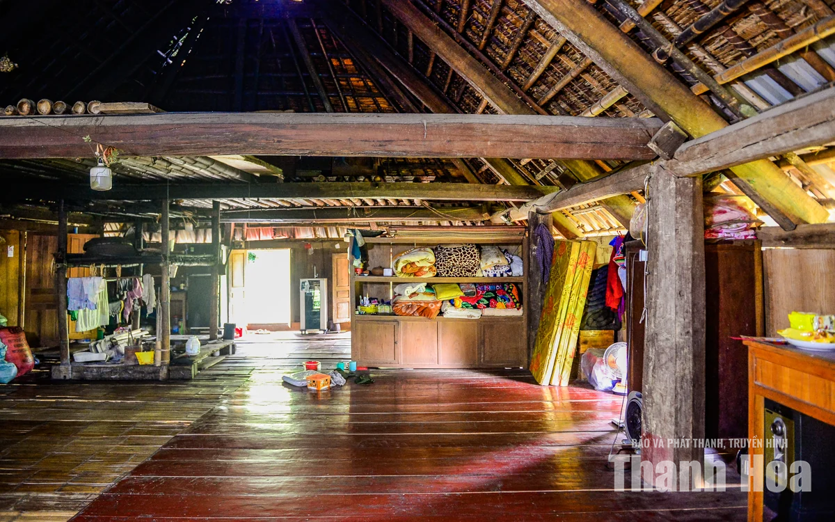 Nếp nhà sàn giữ hồn bản Thái nơi miền Tây xứ Thanh