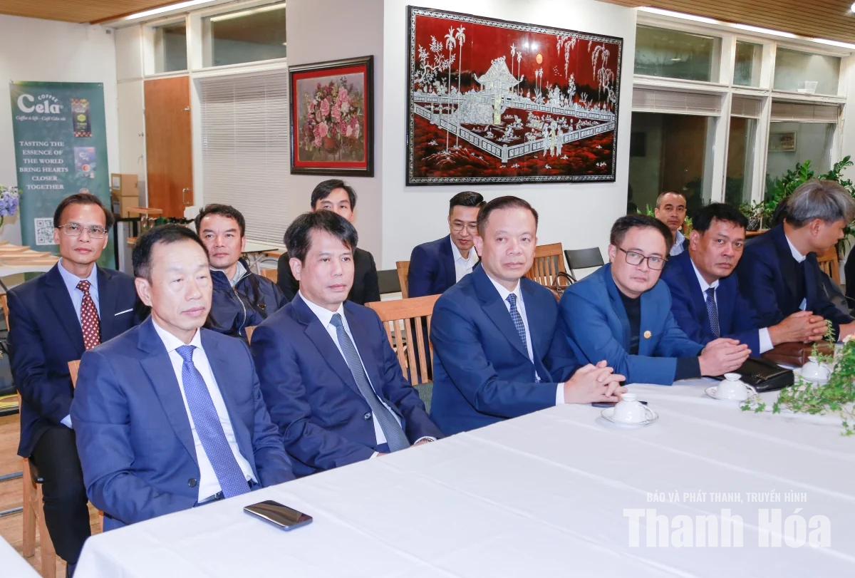Đoàn công tác tỉnh Thanh Hóa làm việc với Đại sứ quán Việt Nam tại Phần Lan