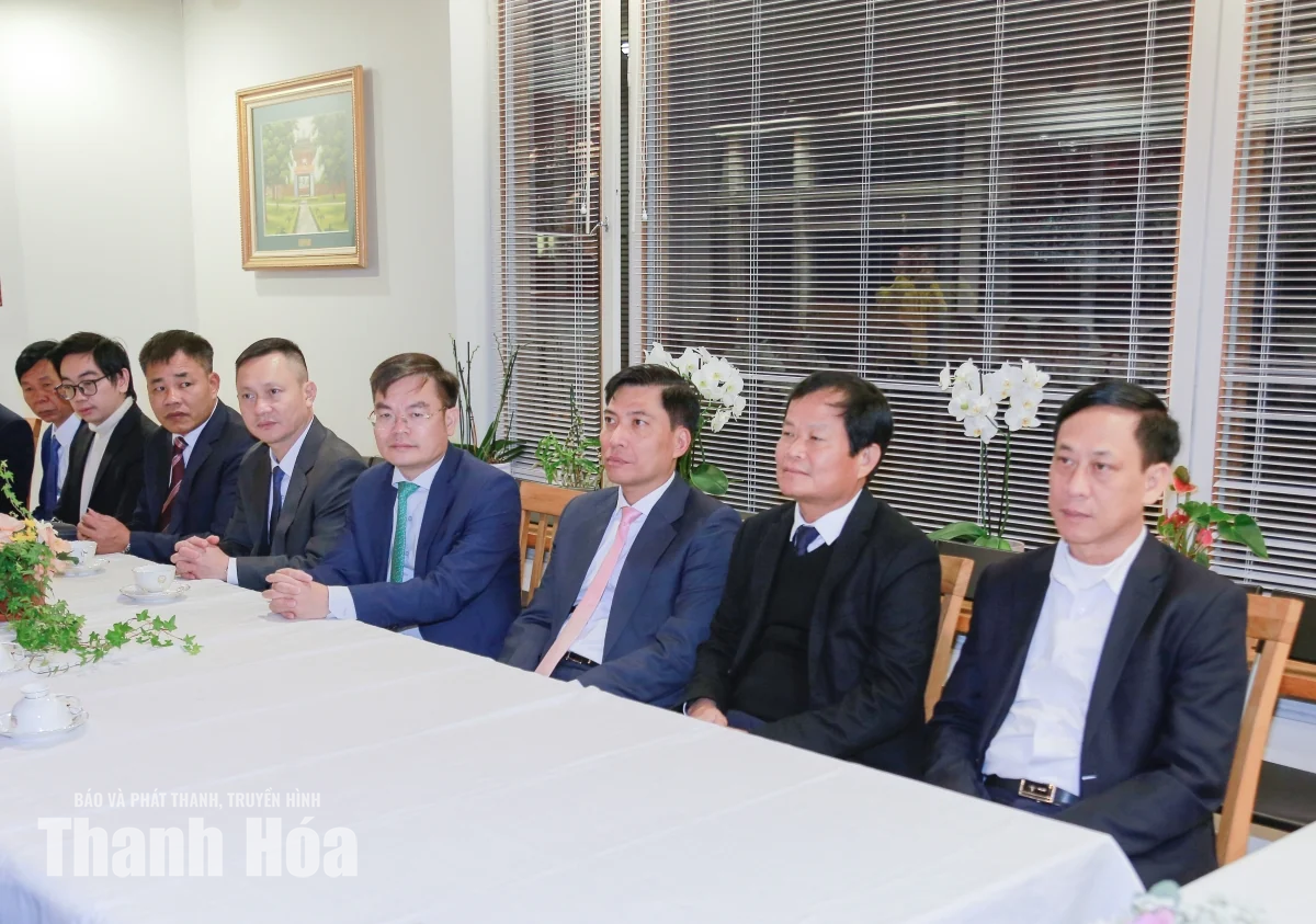Đoàn công tác tỉnh Thanh Hóa làm việc với Đại sứ quán Việt Nam tại Phần Lan