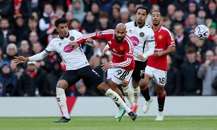 Hà Nội FC phản ứng gay gắt sau thất bại trước SHB Đà Nẵng; Michael Carrick đếm ngày rời Old Trafford?