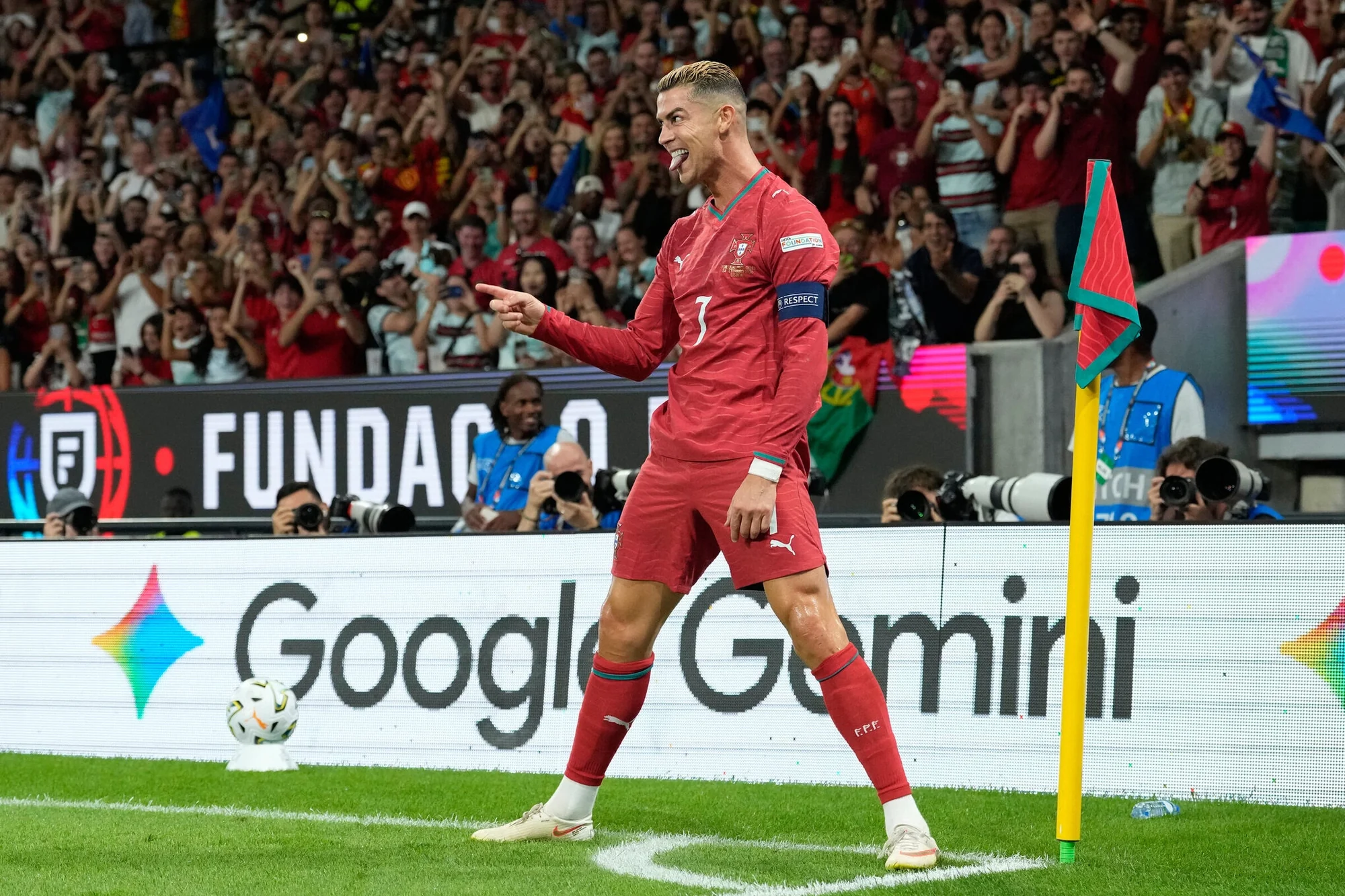 CAHN làm nên lịch sử tại C1 châu Á; Arsenal thua sốc đội bóng hạng tư
