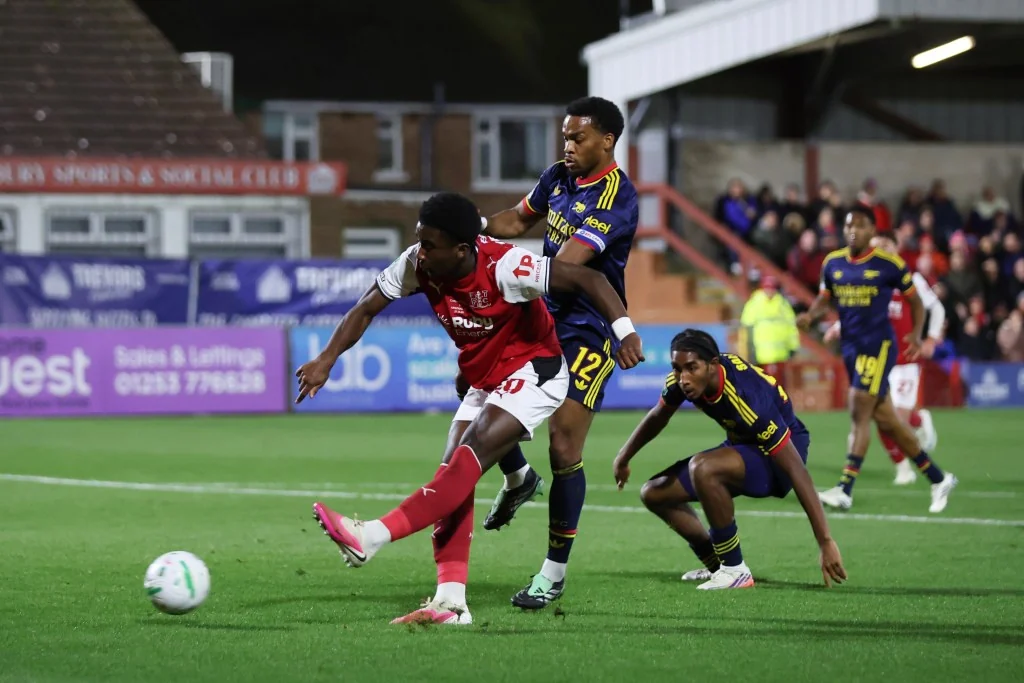 CAHN làm nên lịch sử tại C1 châu Á; Arsenal thua sốc đội bóng hạng tư