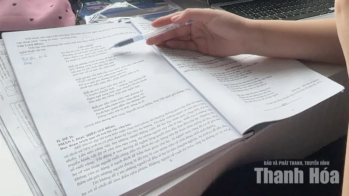 Dự kiến thi vào lớp 10 chỉ còn hai môn: Phụ huynh, học sinh nghĩ gì?