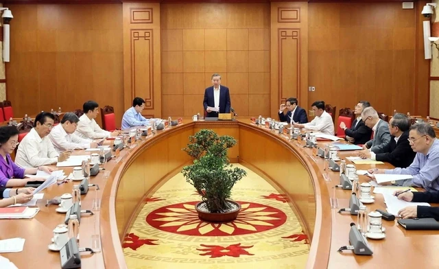 Chỉ thị số 45-CT/TW của Bộ Chính trị về Đại hội Đảng bộ các cấp tiến tới Đại hội Đại biểu toàn quốc lần thứ XIV của Đảng