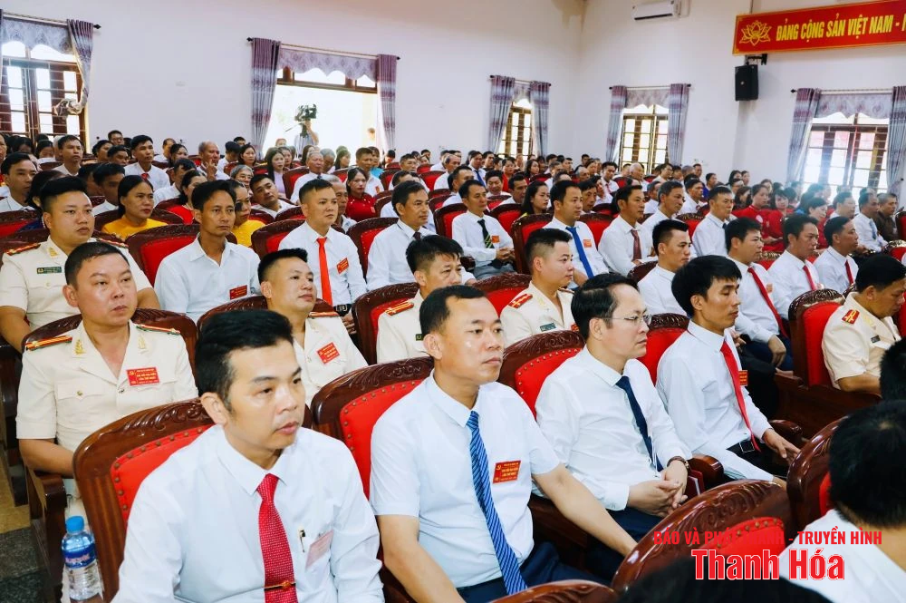 Quyết tâm xây dựng xã Hoằng Tiến đạt chuẩn nông thôn mới nâng cao trong nhiệm kỳ mới