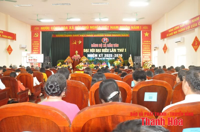 Phát huy tinh thần đoàn kết, xây dựng xã Cẩm Vân phát triển nhanh, bền vững