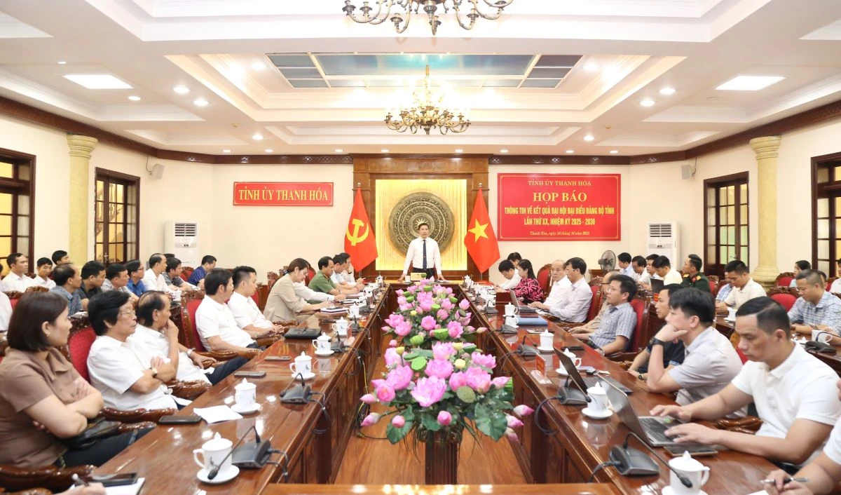 Họp báo thông tin về kết quả Đại hội Đại biểu Đảng bộ tỉnh Thanh Hóa lần thứ XX