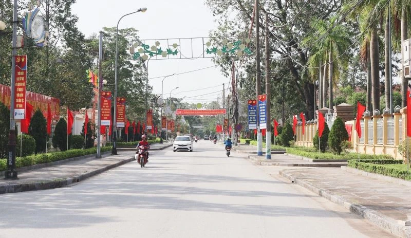 Khí thế chào mừng Đại hội đại biểu Đảng bộ tỉnh Thanh Hóa lần thứ XX tại phường Tĩnh Gia