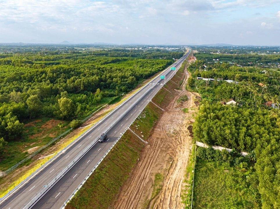 Thủ tướng: Vượt gió ngược, tạo nền tảng, bứt phá bước vào kỷ nguyên mới