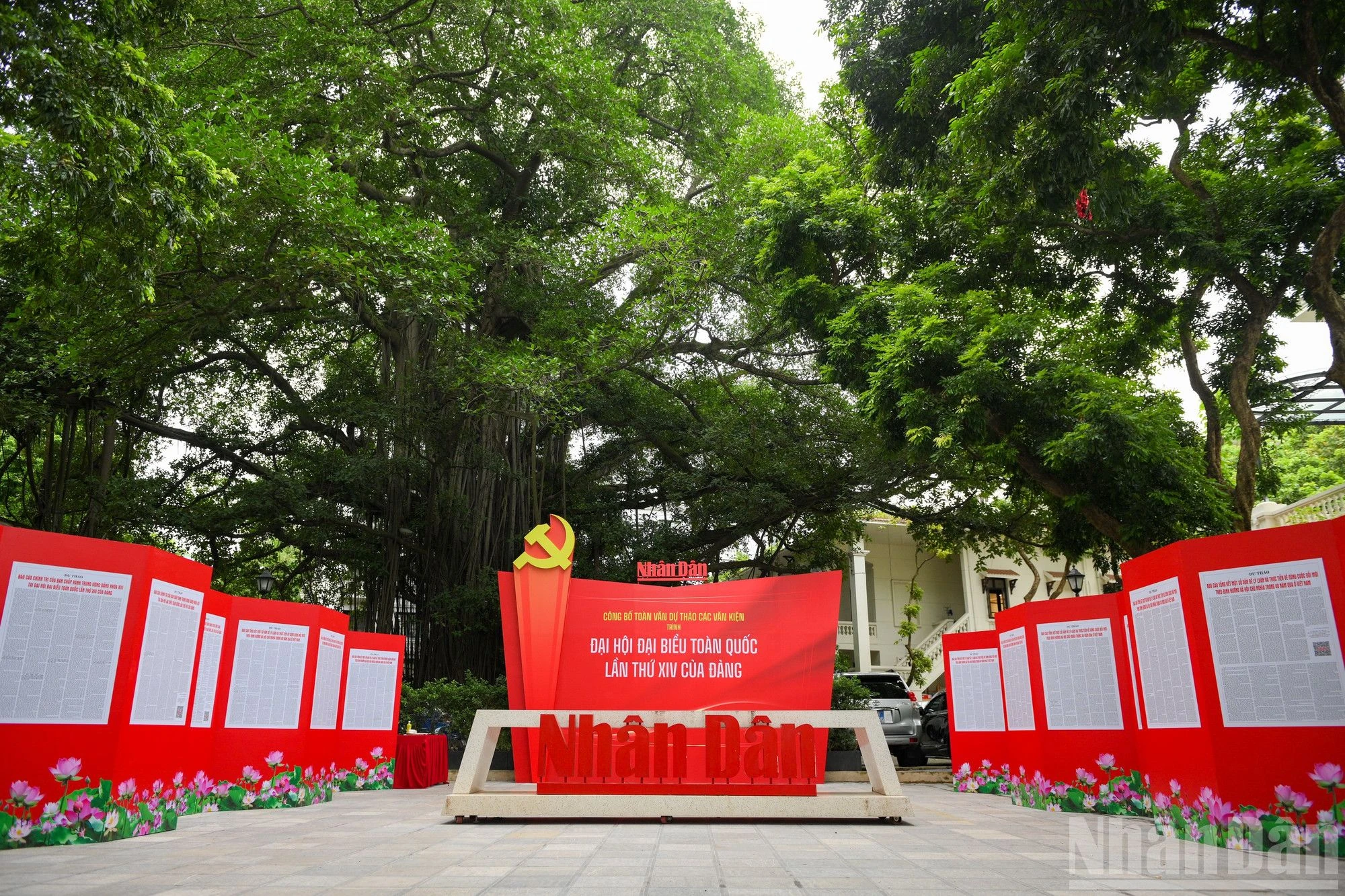 Bảo đảm văn kiện Đại hội XIV trở thành động lực đổi mới tư duy và hành động, khơi dậy khát vọng phát triển