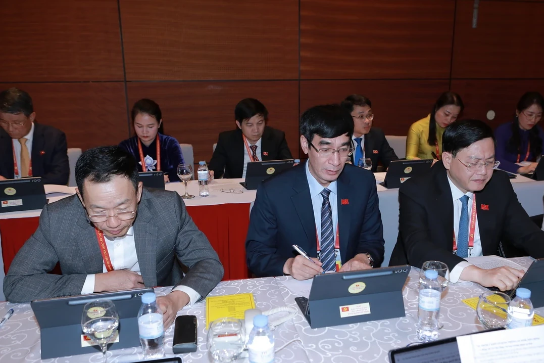 Hình ảnh Đoàn đại biểu Đảng bộ tỉnh Thanh Hóa tại phiên khai mạc Đại hội XIV của Đảng