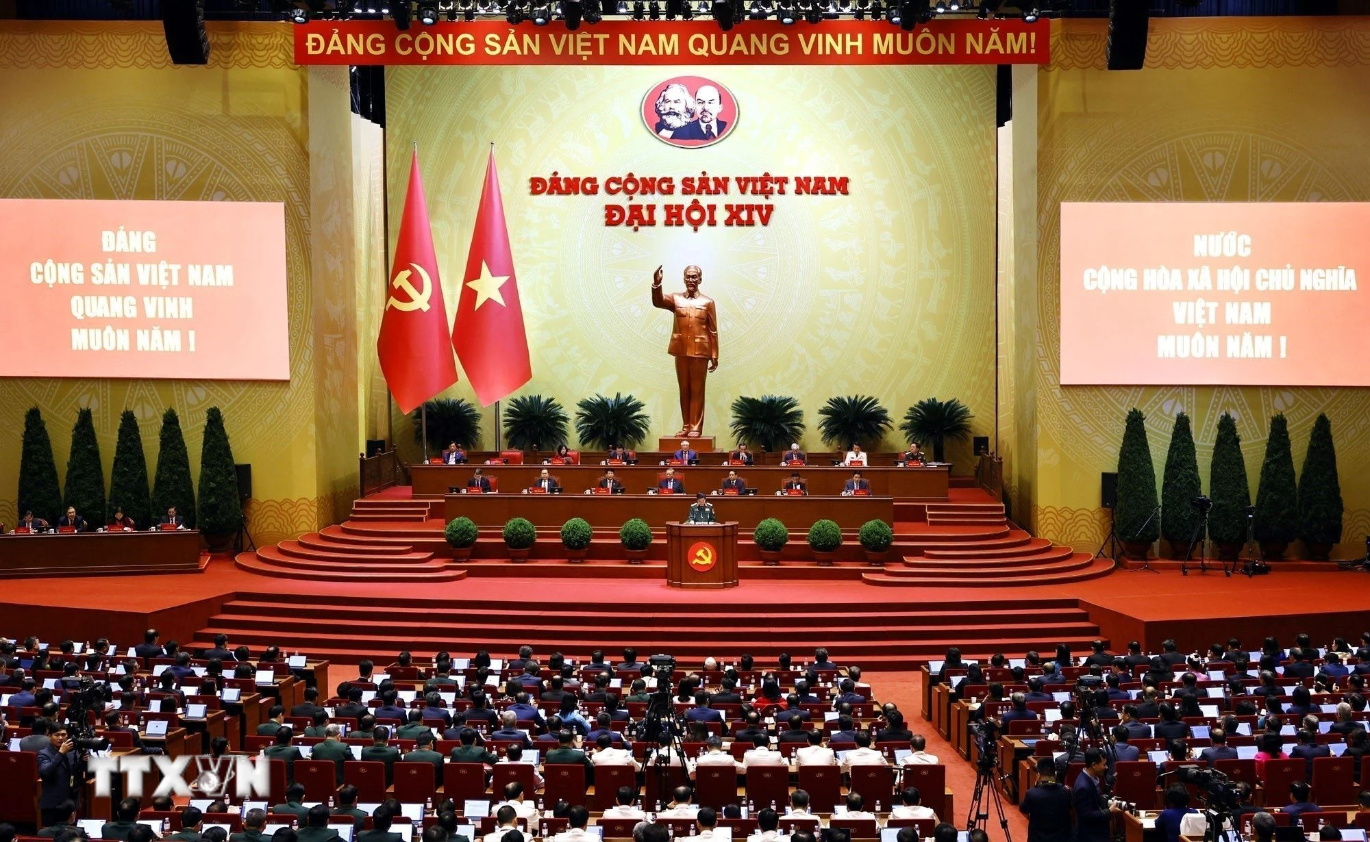 Tạo bước chuyển quan trọng về tư duy và hành động, vì tương lai lâu dài của đất nước