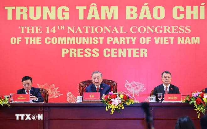 Bạn bè quốc tế và kiều bào gửi gần 900 thư, điện mừng Đại hội XIV của Đảng