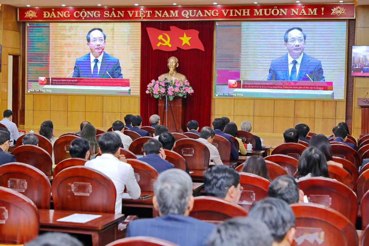 Hội nghị toàn quốc nghiên cứu, học tập, quán triệt và triển khai thực hiện Nghị quyết Đại hội XIV của Đảng: Không gian sinh hoạt chính trị sâu rộng, nhằm thống nhất ý chí và hành động