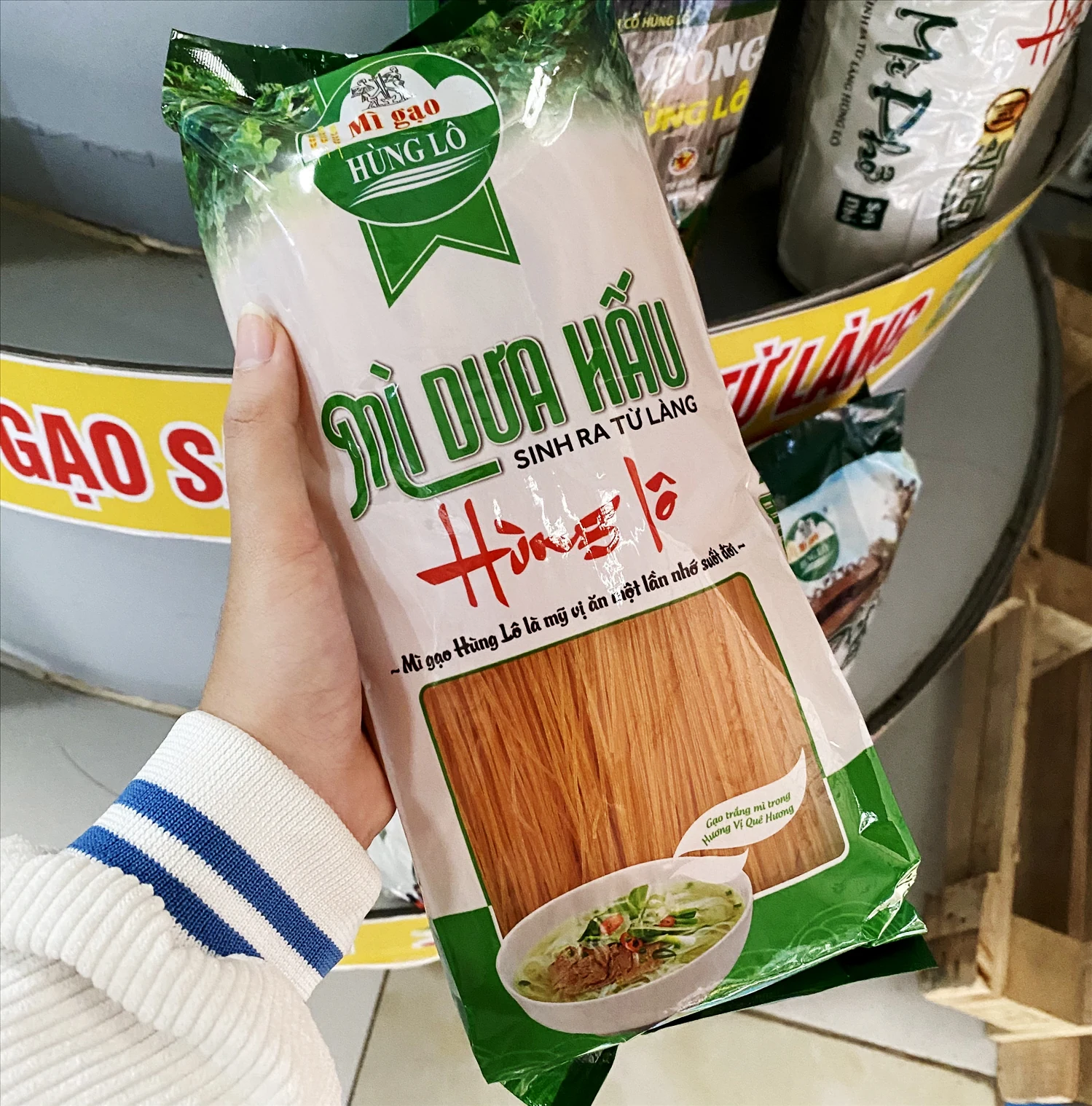 Hung Lo Rice Noodles: From the village to the “big sea”