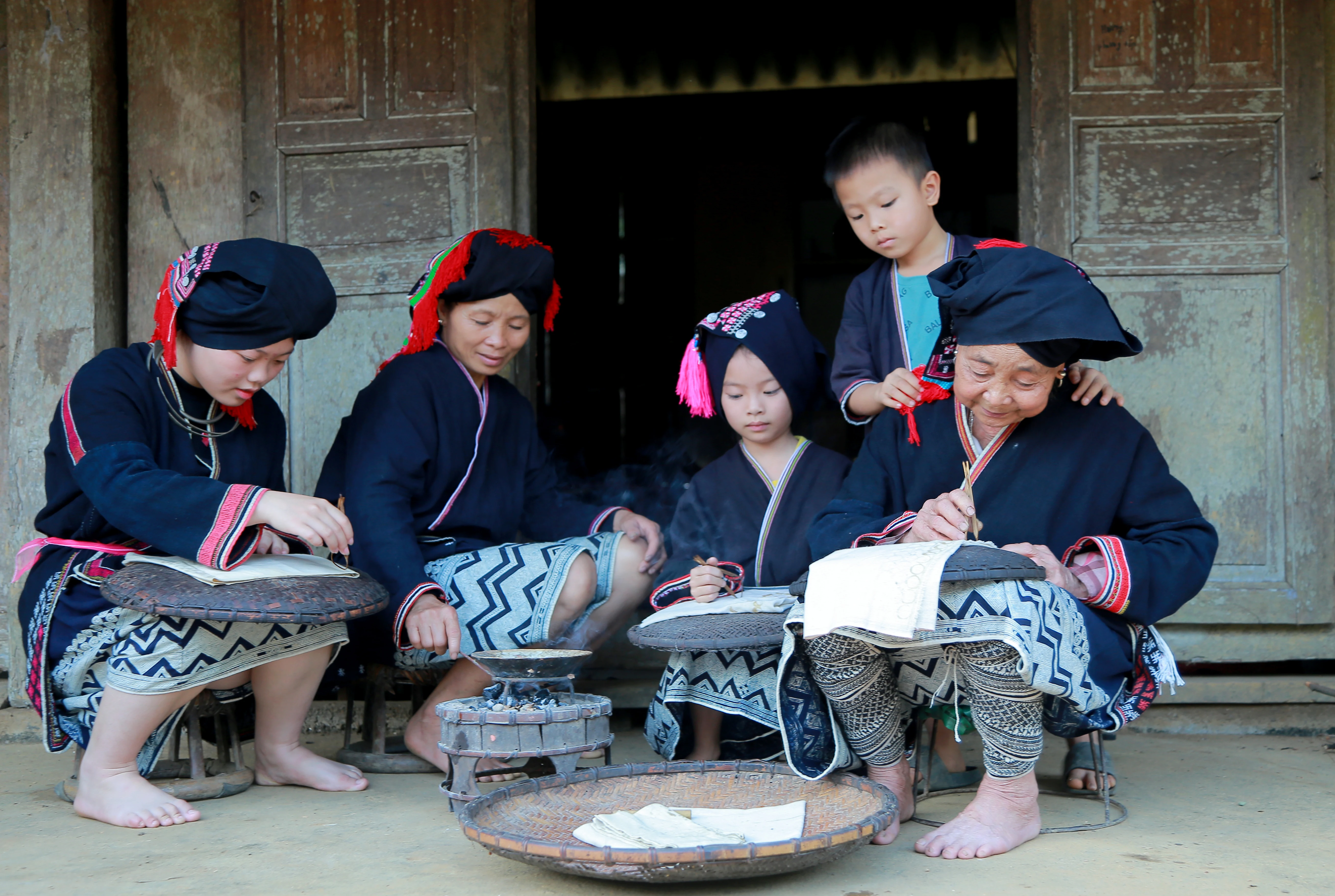 Tan Son: Preserving cultural heritage, strengthening community identity