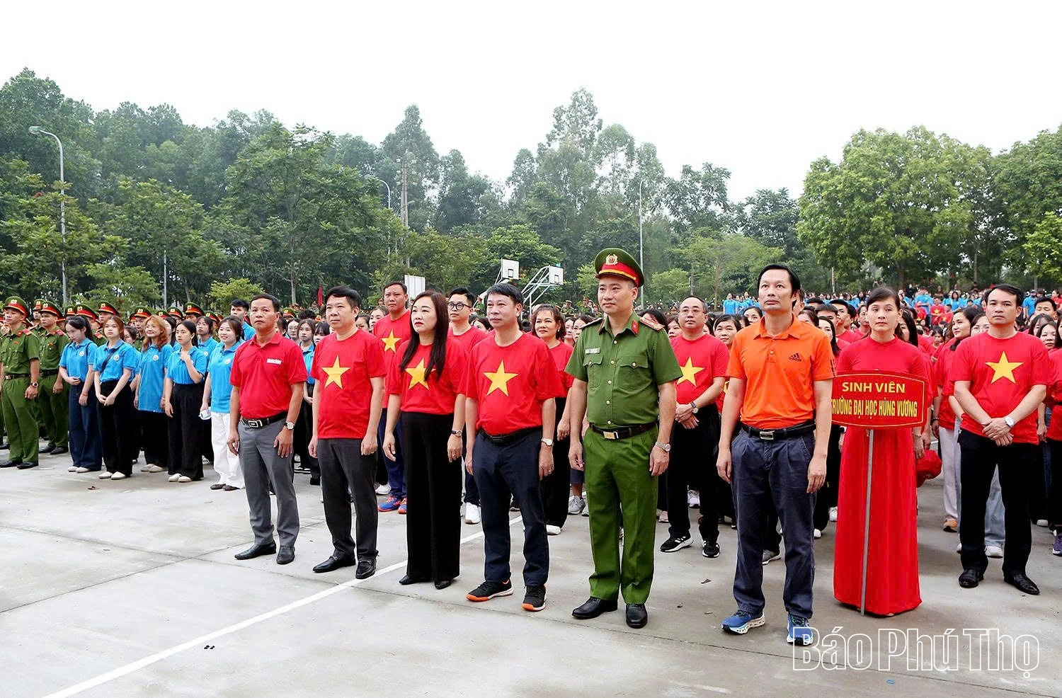 Phu Tho People Join walk for a united and strong Viet Nam