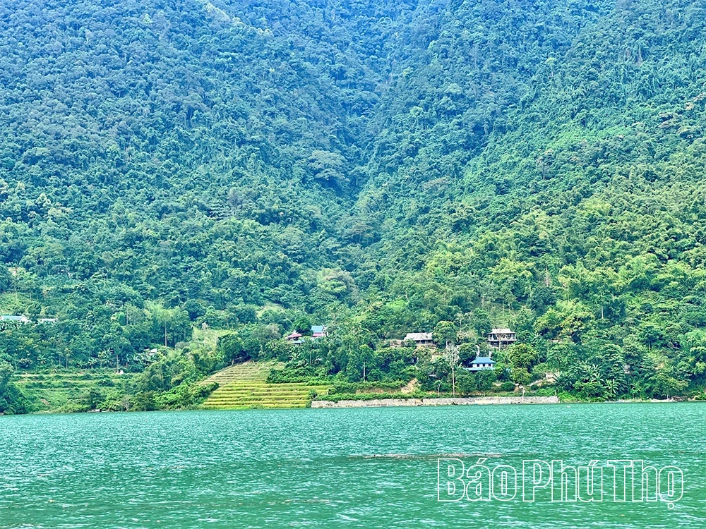 Tan Mai – a “shining gem” on the tourism map of the Northwest