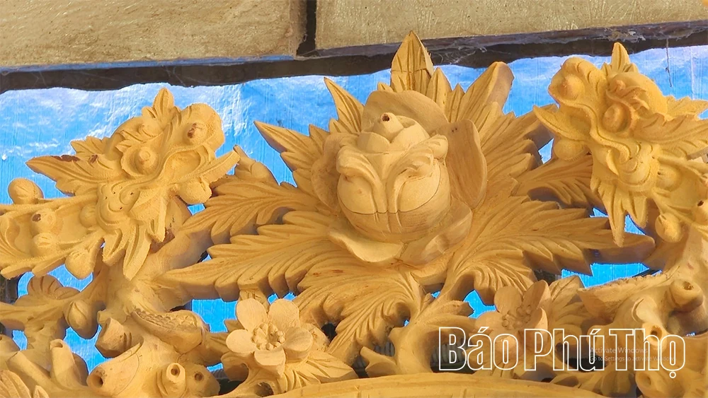 Van Ha Carpentry – where skilled hands preserve the soul of the village