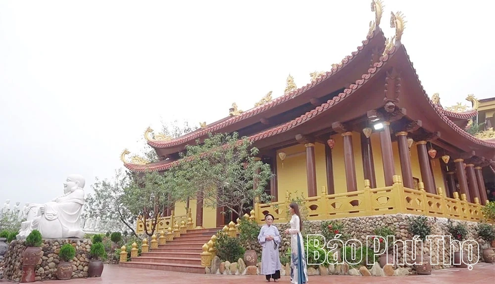 Serenity at Thanh Lanh Pagoda