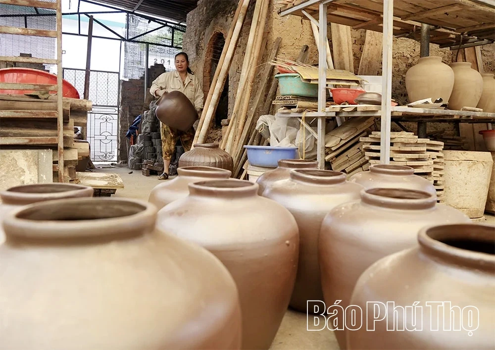 “Keeping the Flame” of Traditional Crafts in Phu Tho