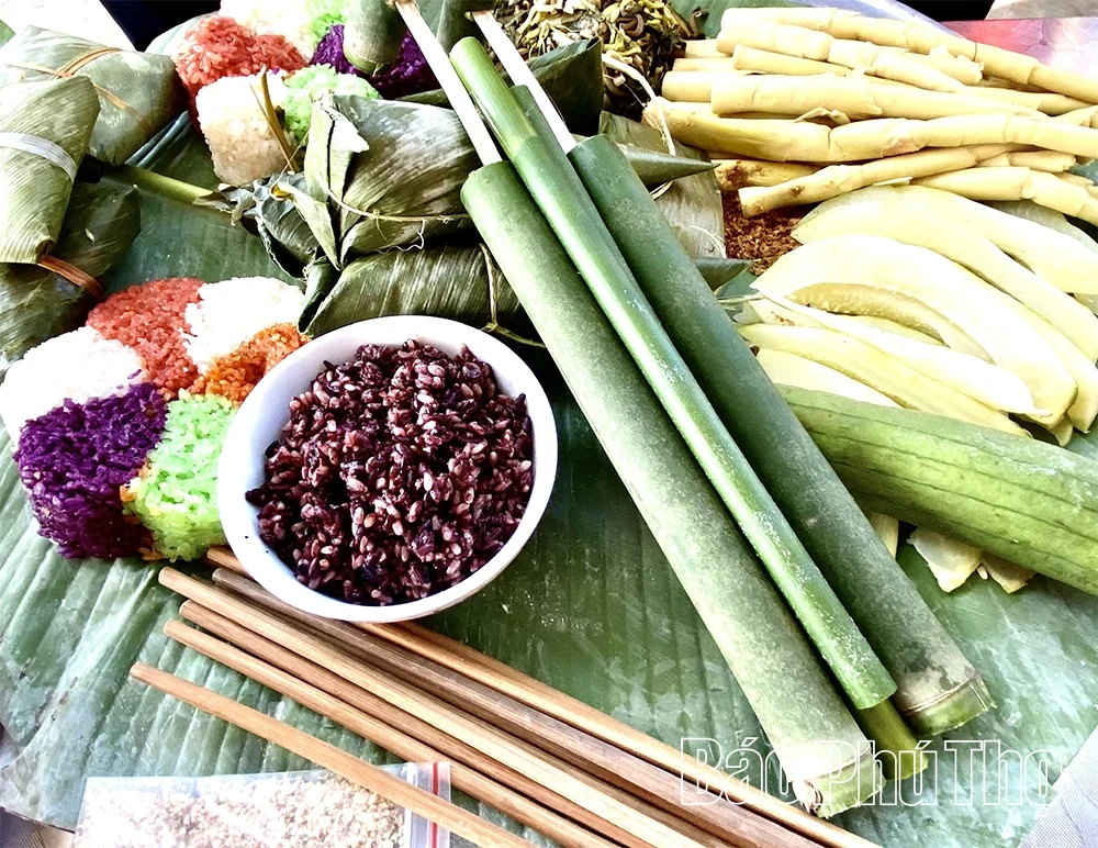 The Unique Com De Traditional Festival