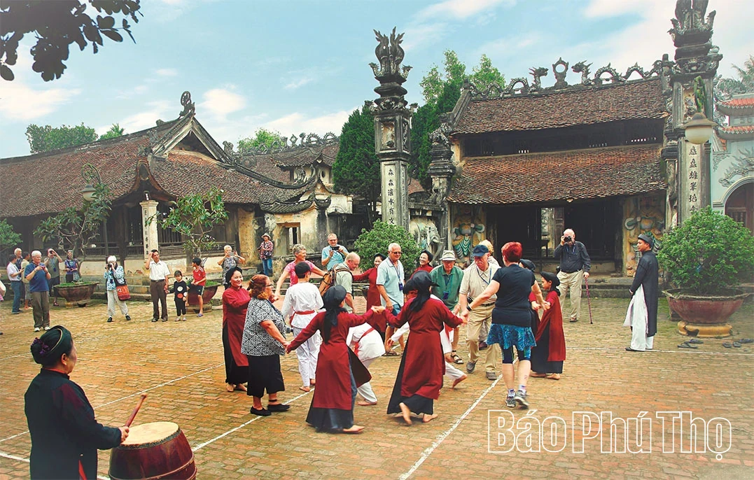 Phu Thos tourism imprint in the new development space.