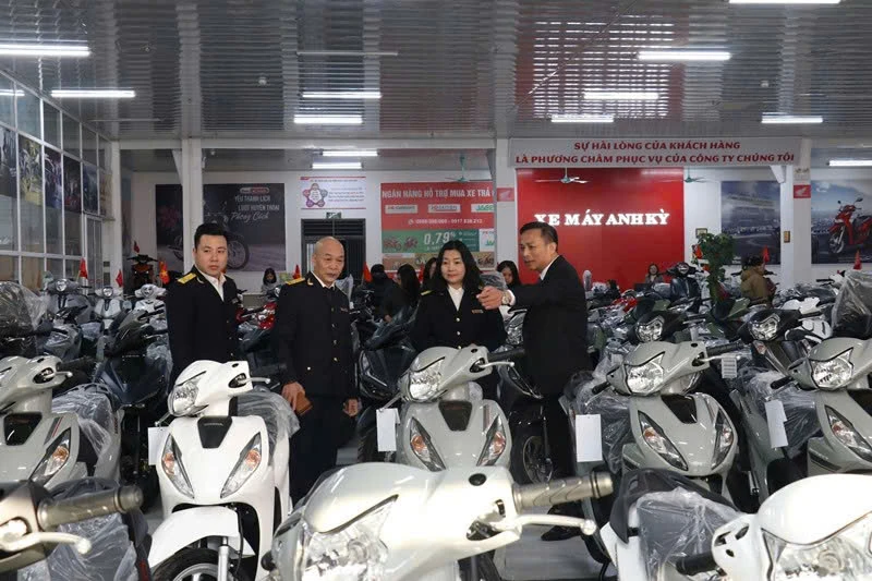 Orchid Garden Enters the Lunar New Year Season