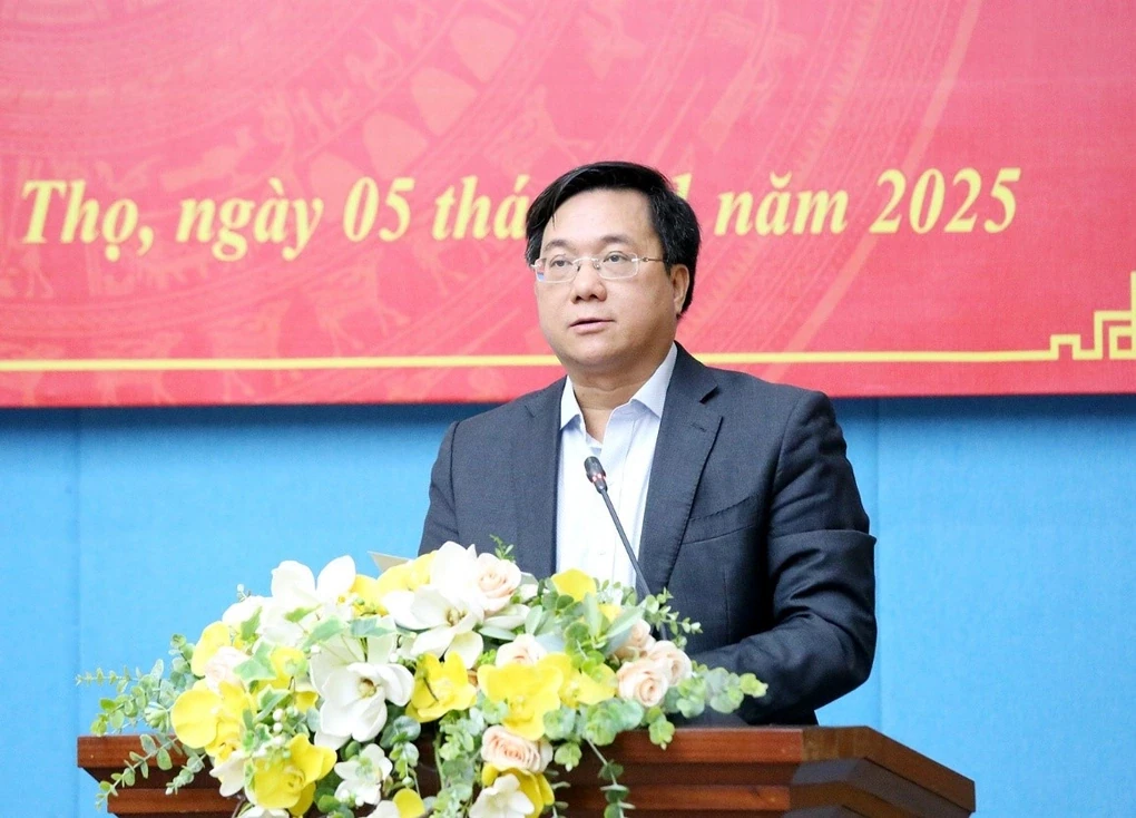 Two Delegates from Phu Tho Provincial Party Committee Elected to the 14th Party Central Committee