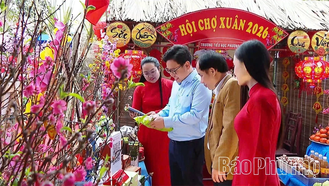 Van Phu Spring Colors Program: Celebrating the Party and the 2026 Lunar New Year