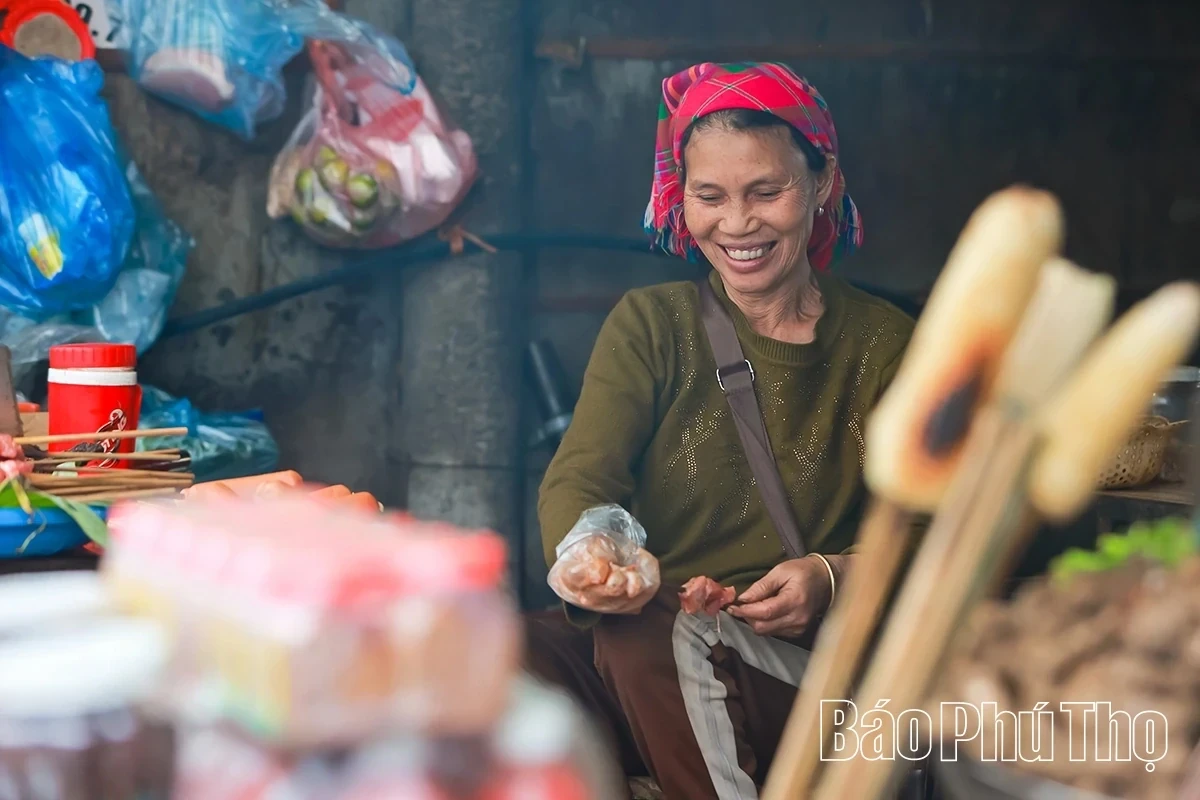 Spring Radiance on Da Trang Pass