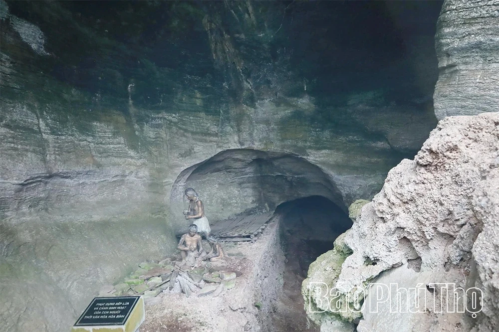 Awakening the Values of Xom Trai Cave Special National Relief